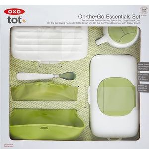 Oxo tot On-the-Go Essential Set and Baby blocks